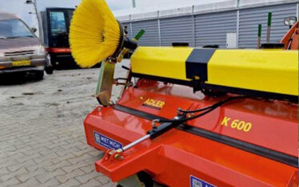 Kraemer Anbauwerkzeuge